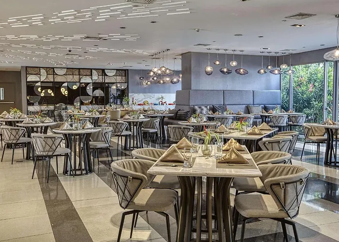 Acqua Residences At Acqua By Hotel Manila